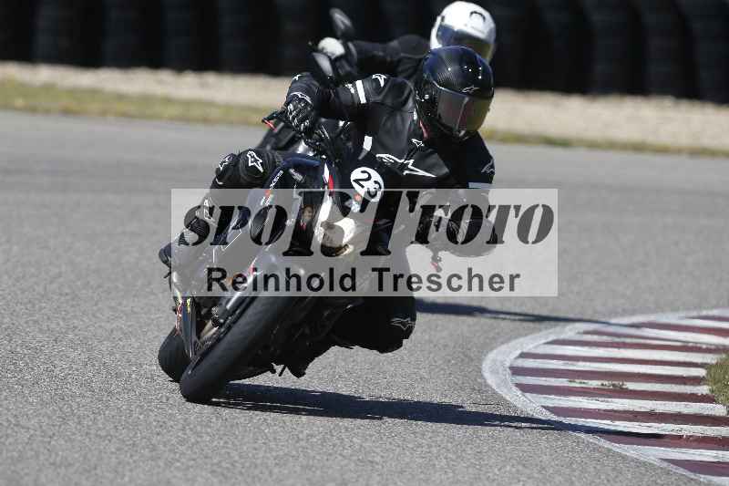 /01 02.04.2026 MAZ ADR/Gruppe rot/23